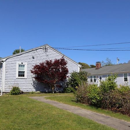 Seaside Serenity, Just A Block /0.1 Mile Away From The Beach Yarmouth Exterior photo