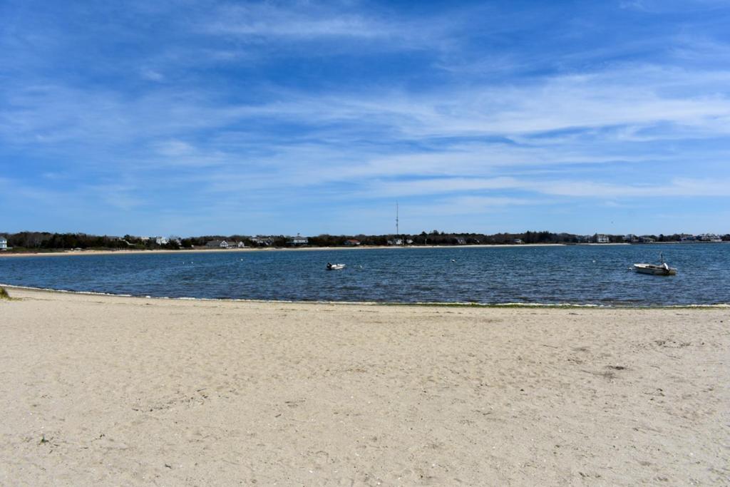 Seaside Serenity, Just A Block /0.1 Mile Away From The Beach Yarmouth Exterior photo