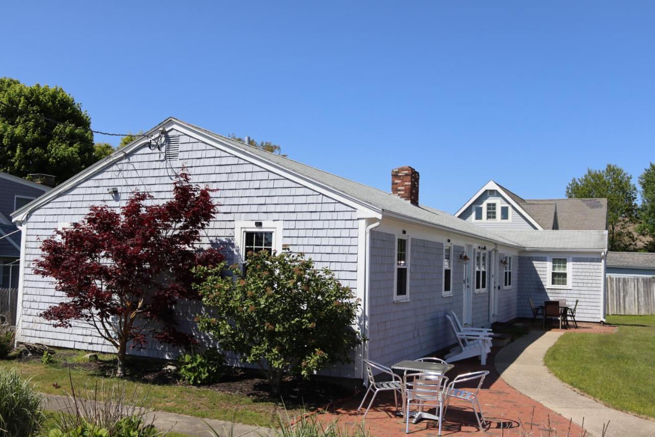 Seaside Serenity, Just A Block /0.1 Mile Away From The Beach Yarmouth Exterior photo